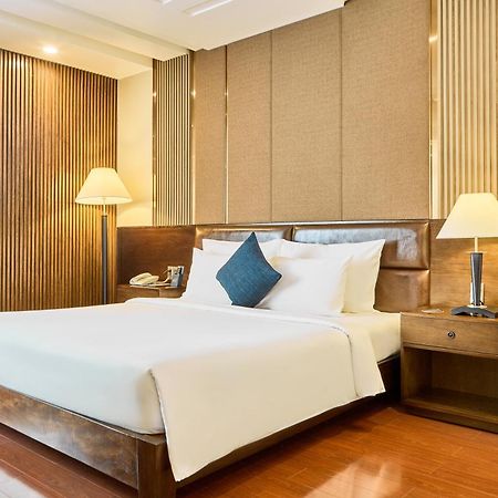 Kin Hotel Thi Sach Хошимин Экстерьер фото