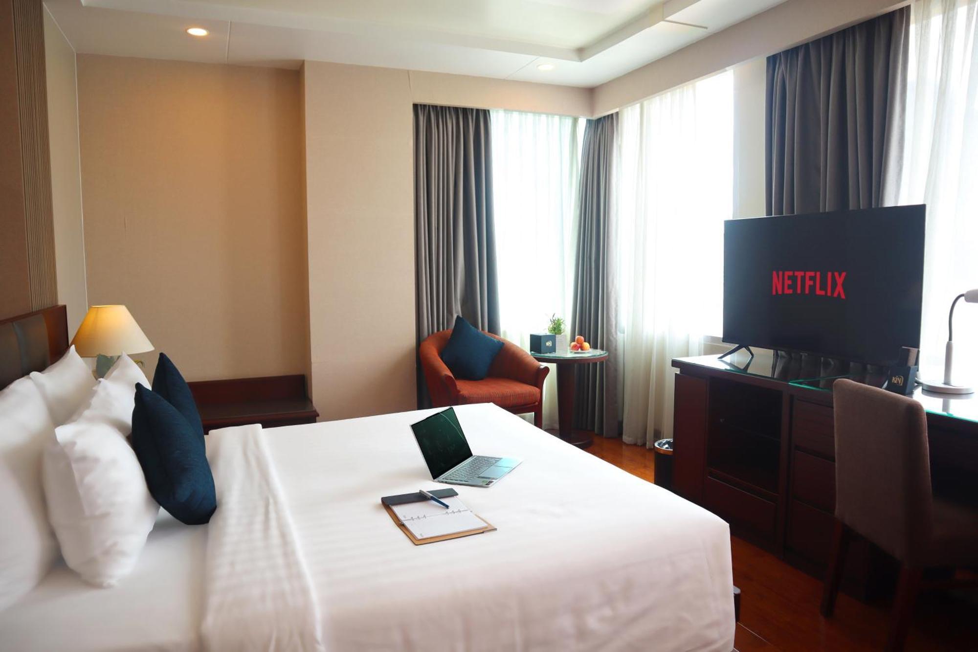 Kin Hotel Thi Sach Хошимин Экстерьер фото