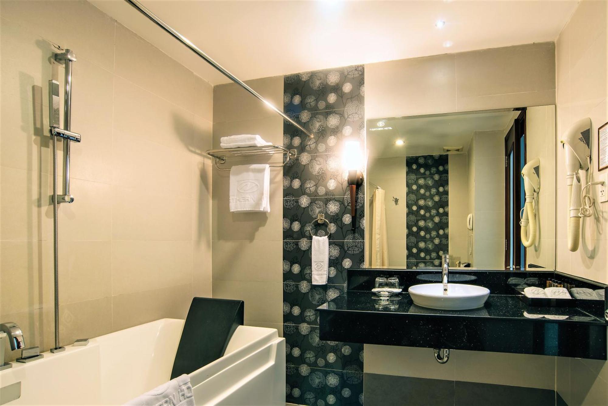 Kin Hotel Thi Sach Хошимин Экстерьер фото
