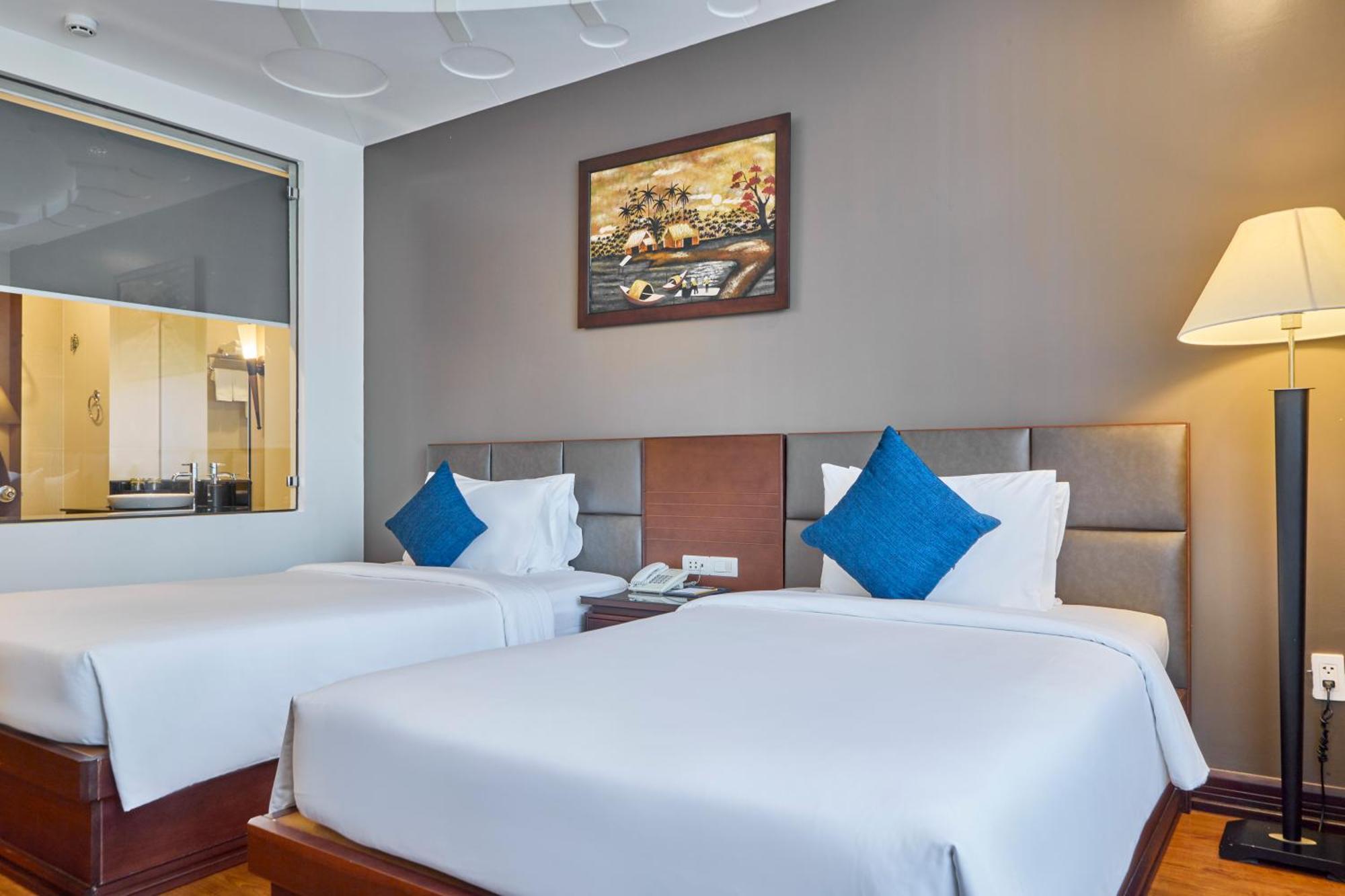 Kin Hotel Thi Sach Хошимин Экстерьер фото