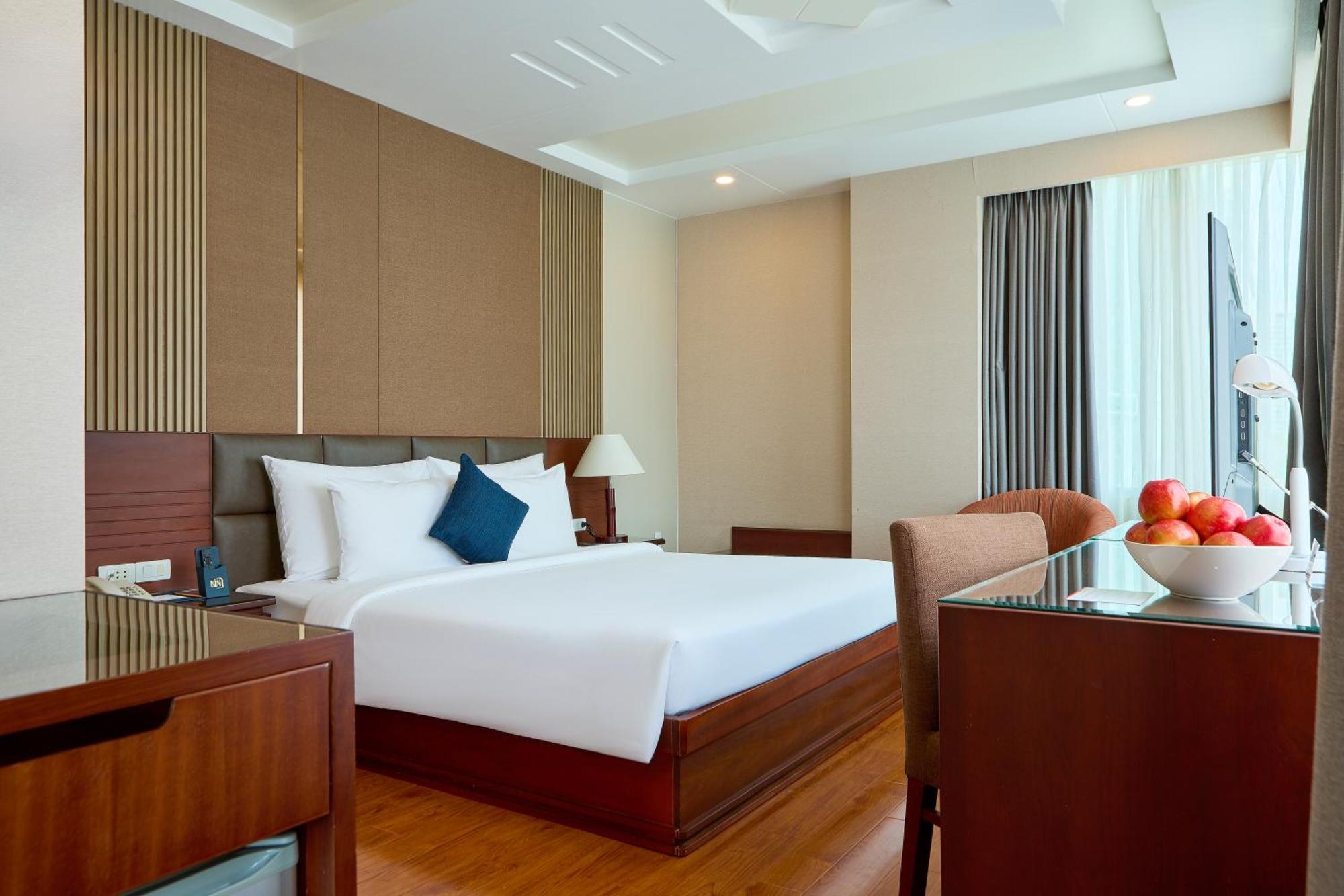 Kin Hotel Thi Sach Хошимин Экстерьер фото